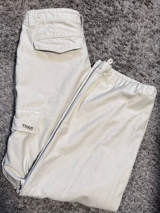 TNA Cream High-Waist Cargo Pants - Picture 9 of 13